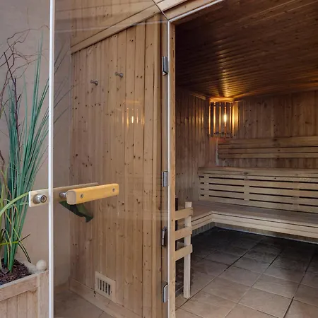 Skis Aux Pieds Avec Piscine Et - Fr-1-686-41 Bourg-Saint-Maurice